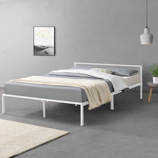Metalen bed Imatra bedframe met bedbodem 140x200 cm wit | bol.com