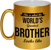 This is what the worlds greatest brother looks like cadeau koffiemok / theebeker - 330 ml - goudkleurig - verjaardag / cadeau - tekst mokken