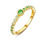 Twice As Nice Ring in 18kt verguld zilver, rij groene zirkonia met 1 grote zirkonia  58