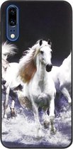 ADEL Siliconen Back Cover Softcase Hoesje Geschikt voor Huawei P20 - Paarden Wit