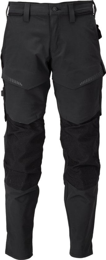 Pantalon de travail noir avec genoux renforcés et poches cargo.