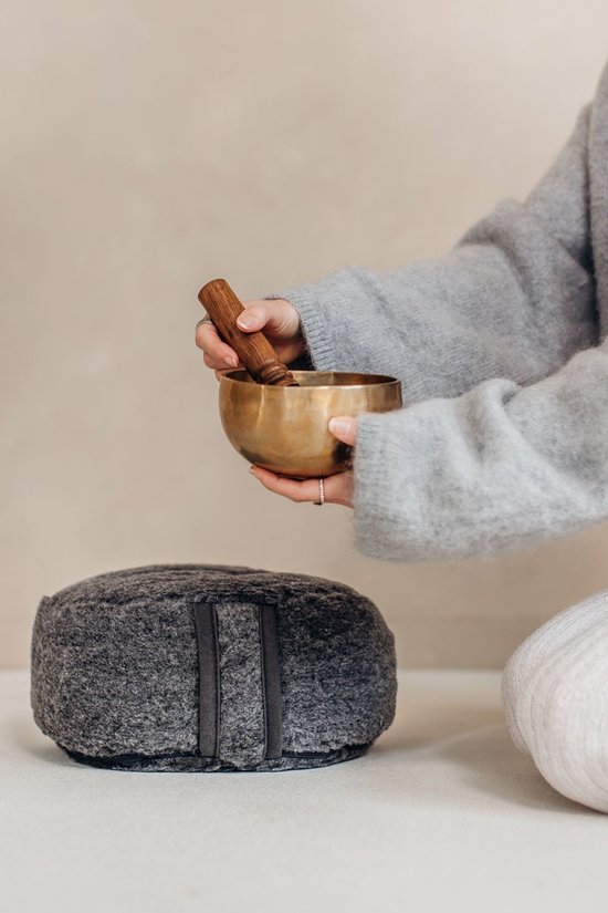 Meditatiekussen antraciet merino wol - Lotus - Yoga kussen van Lotus — afbeelding 5