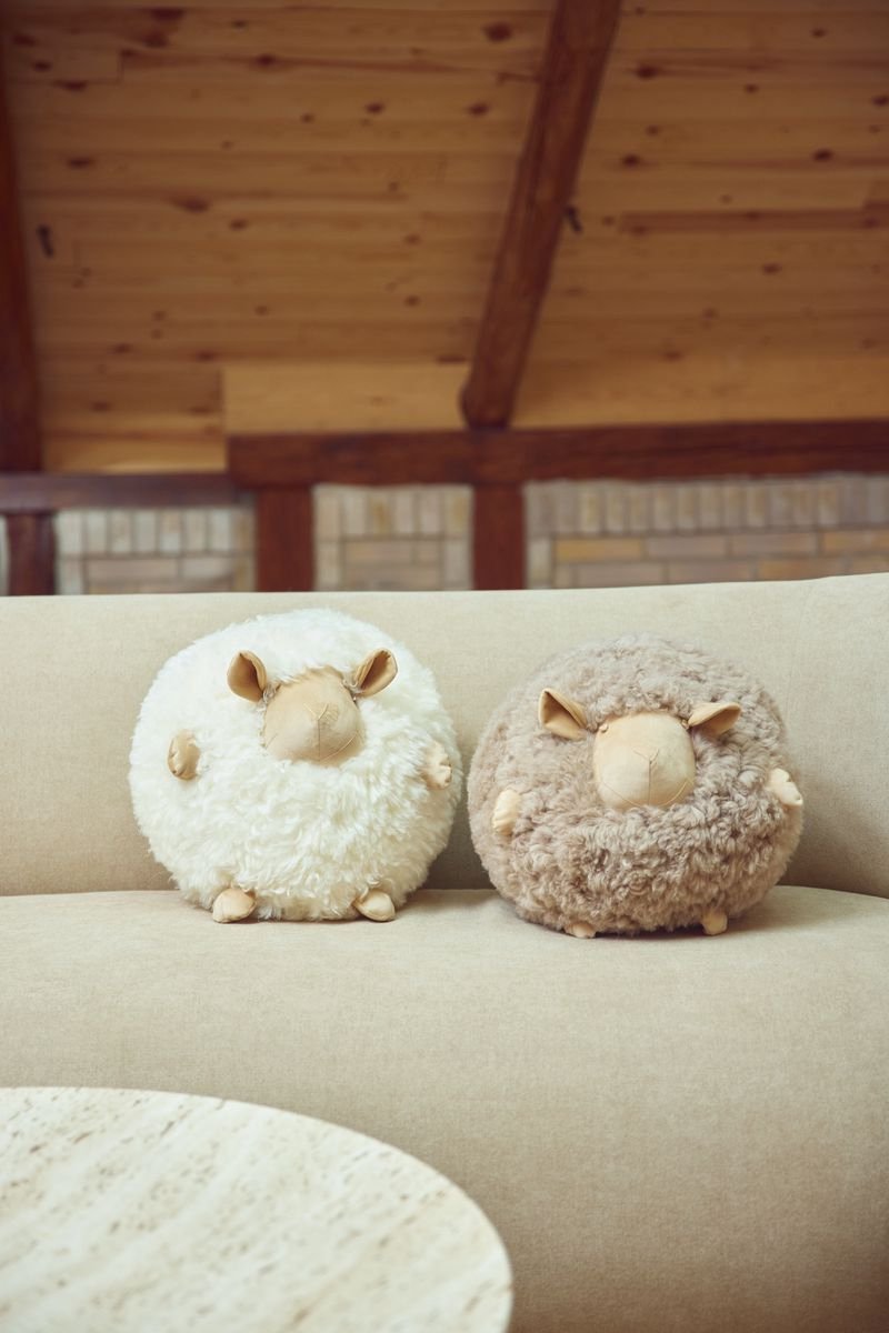 Sheepskin House Schattig Schapen Kussen - D34 cm beige/wit