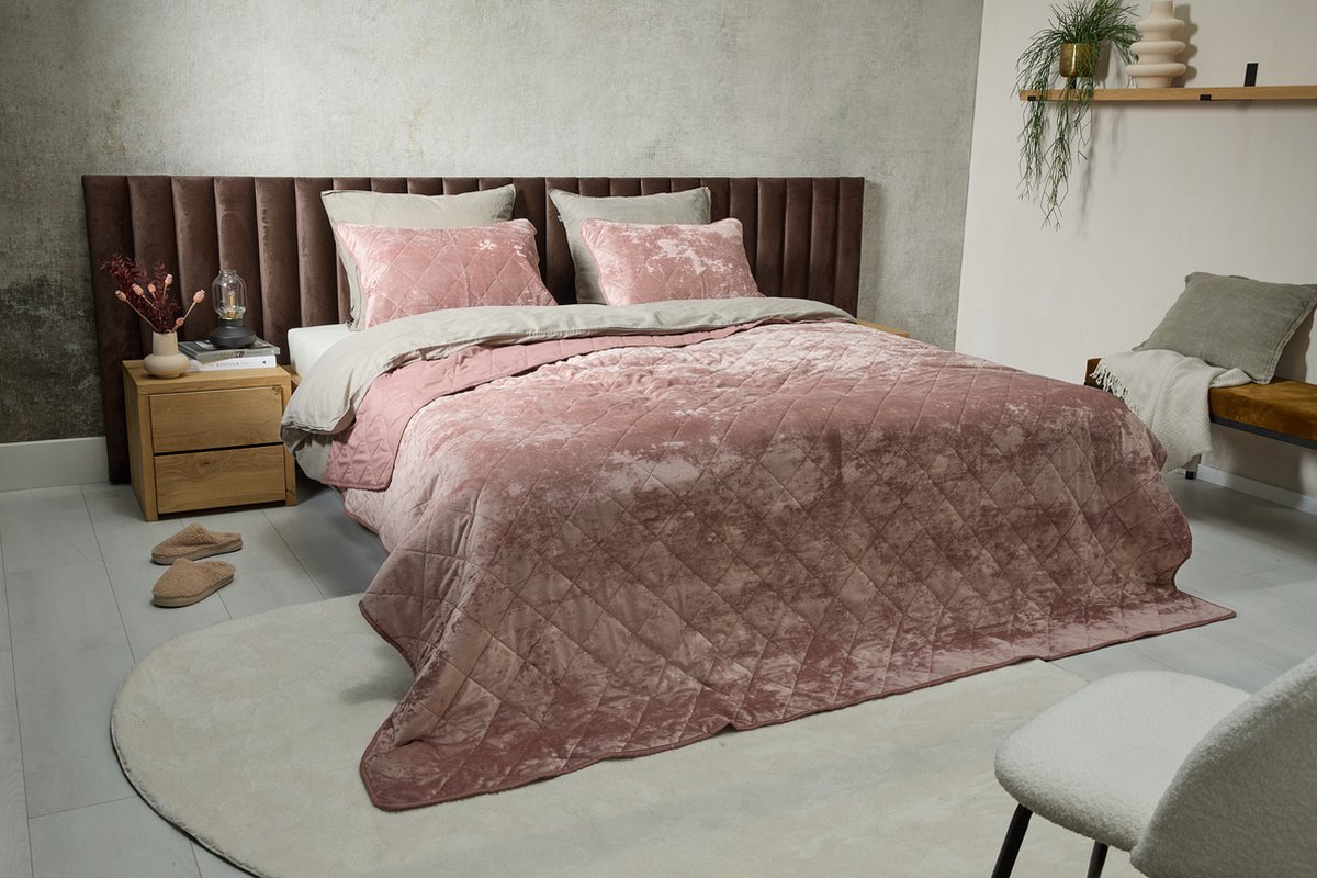 SleepMed Luxe Bedsprei Velvet 140x200cm - Incl 1 kussensloop - Polyester - Roze