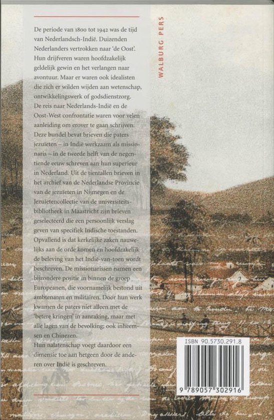 Dos du livre 'Paters in de Oost' avec texte et ISBN.