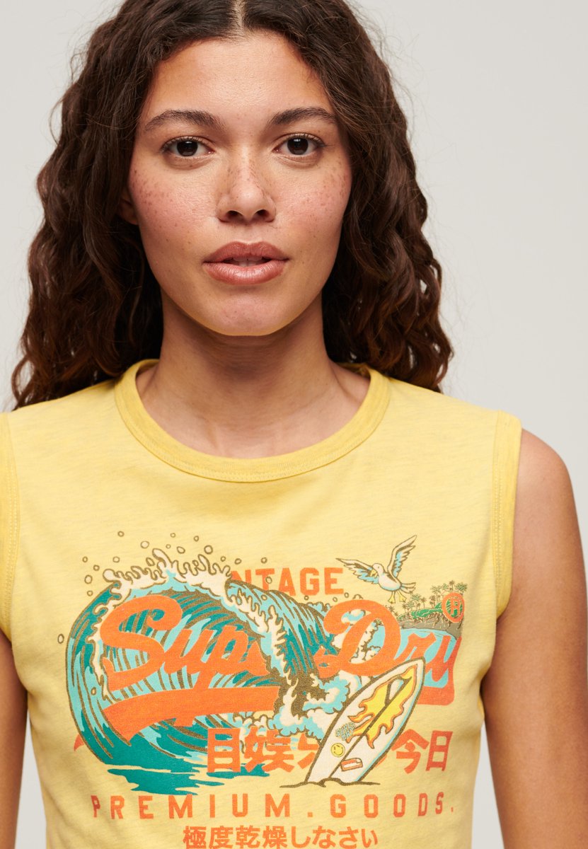 Superdry Slimfit hemdtopje met LA vintage logo Dames Vesten Geel