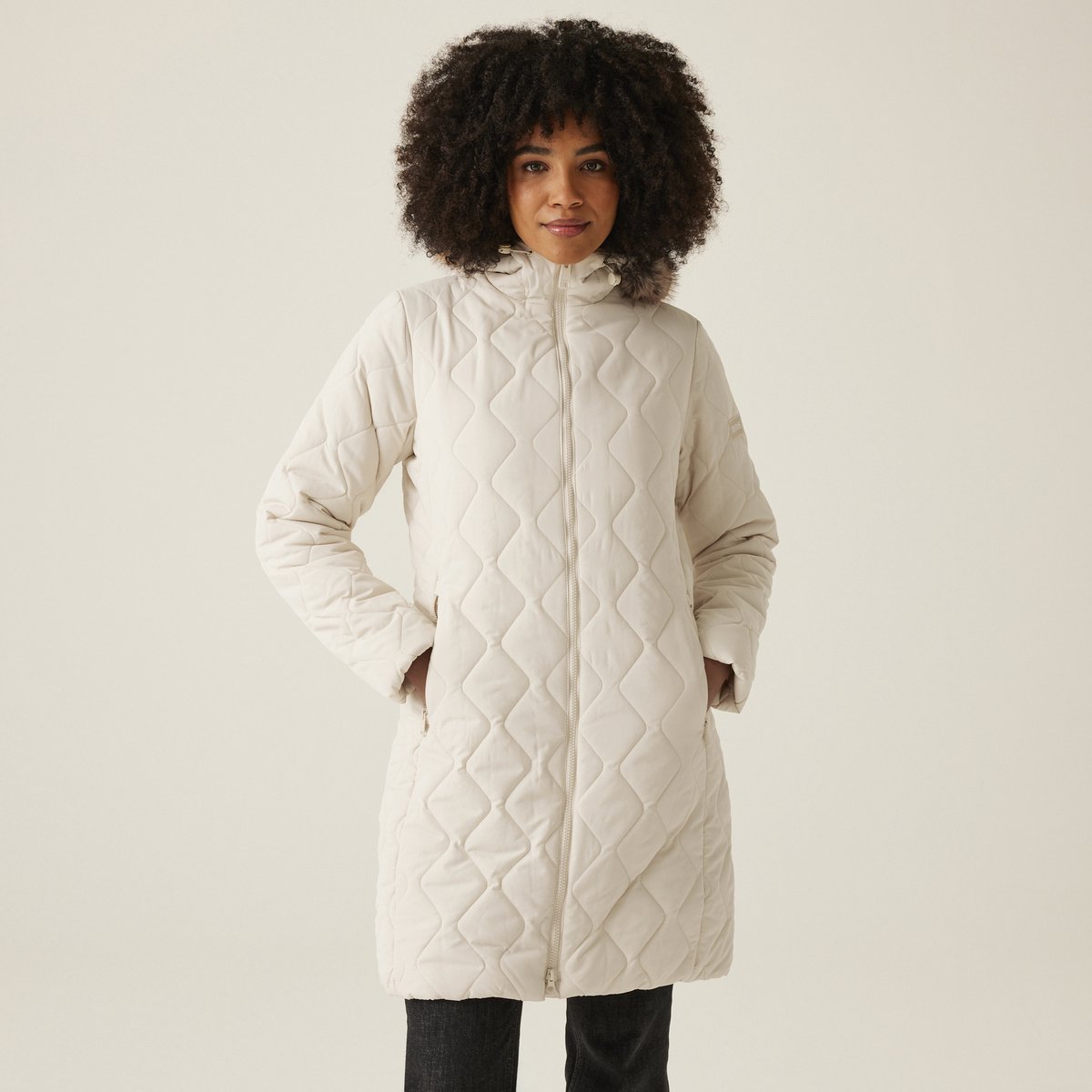 Gevulde Jas Wandelen Dames Waterafstotend Thermoguard Fritha Iii Wit