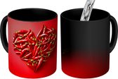 Magische Mok - Foto op Warmte Mokken - Koffiemok - Pepers - Rood - Hart - Magic Mok - Beker - 350 ML - Theemok