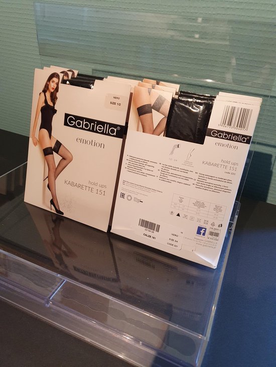 Verpakkingen van Gabriella KABARETTE 151 hold ups in zwart, met afbeelding van een vrouw in lingerie.