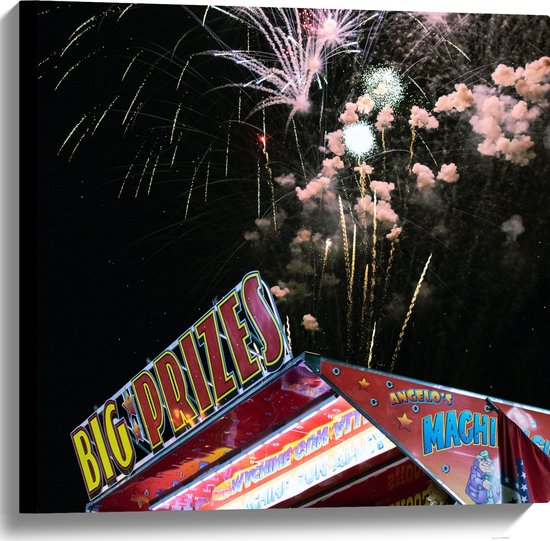 Canvas - Vuurwerklshow boven Stand op Kermis - 60x60 cm Foto op Canvas Schilderij (Wanddecoratie op Canvas)