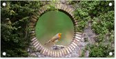 Tuinposter - Tuinschilderij voor buiten - Schuttingdoek - Tuin - Roodborstje - Vogel - Natuur - Steen - Schutting decoratie - Tuinposters - Tuindecoratie - Schuttingposter - 60x30 cm - Buitenposter - Balkon decoratie - Tuindoek - Buitenposter