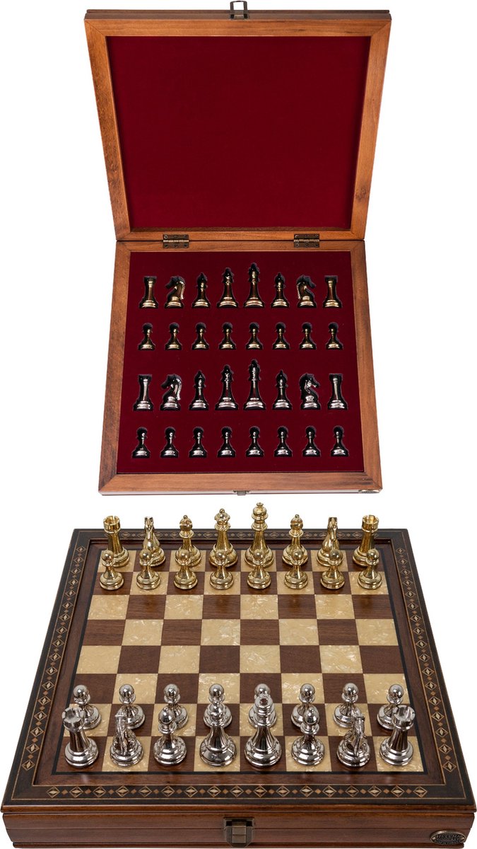 30 Unique Home Chess Sets  Jeu echec, Échiquiers, Jeux