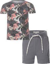 Koko Noko - Kledingset - 2delig - Jongens - Short Sweat Jog grijs - Shirt grijs met print - Maat 98