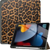 Geschikt Voor iPad 9/8/7 Hoes - 9e/8e/7e Generatie - 2021/2020/2019 - 10.2 Inch - Solidenz Trifold Bookcase - Cover - Case Met Autowake - Hoesje Met Pencil Houder - A2757 - A2777 - A2696 - Leopard - Panter - Luipaard