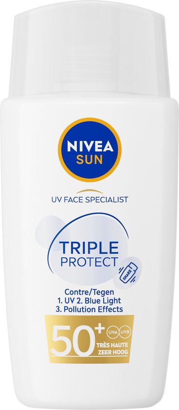 NIVEA SUN UV Face Triple Protect Ultralichte Zonnebrand Gezicht - SPF 50+ - Trekt Snel In - Drievoudige bescherming - Met Hyaluronzuur - 40 ml