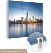 MuchoWow® Glasschilderij 90x90 cm - Schilderij acrylglas - New York - Skyline - Water - Foto op glas - Schilderijen