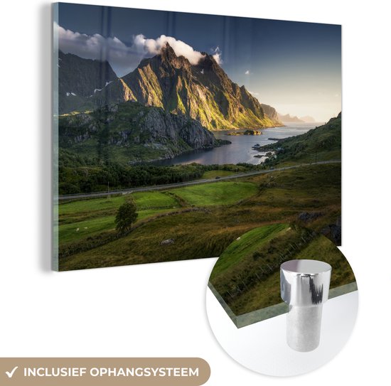 MuchoWow® Glasschilderij 30x20 cm - Schilderij acrylglas - Wolken boven het landschap van de Lofoten - Foto op glas - Schilderijen