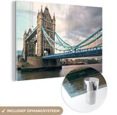 MuchoWow® Glasschilderij 90x60 cm - Schilderij acrylglas - Close up van de Tower Bridge in Londen - Foto op glas - Schilderijen