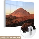 MuchoWow® Glasschilderij 90x60 cm - Schilderij acrylglas - Oranje gloeiende Teide-vulkaan in het Nationaal park Teide in Spanje - Foto op glas - Schilderijen