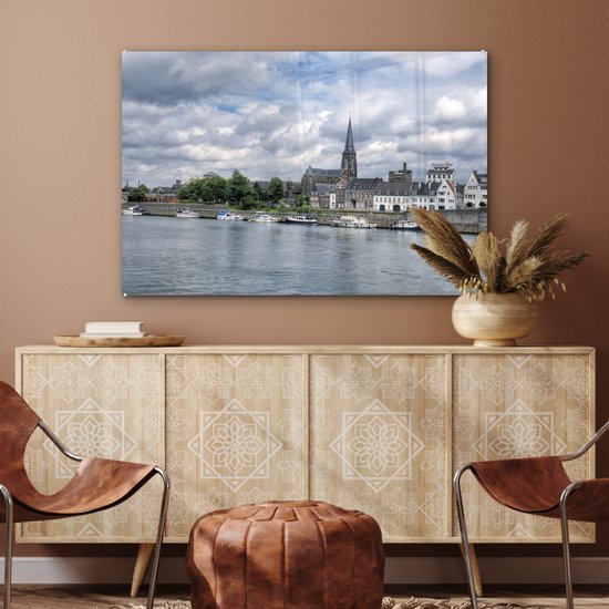 Vue de Maastricht avec de légers nuages Plexiglas 120x80 cm - Tirage photo sur Glas (décoration murale plexiglas)