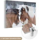 MuchoWow® Glasschilderij 60x40 cm - Schilderij acrylglas - Paarden - Sneeuw - Bruin - Foto op glas - Schilderijen