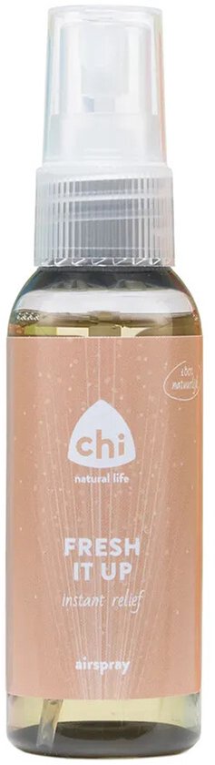 Flesje met roze label, 'CHI natural life' logo en tekst 'FRESH IT UP instant relief airspray'.