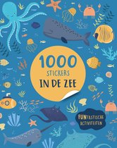 Boekomslag "1000 stickers in de zee" met diverse zeedieren zoals een octopus, walvis, en narwal.