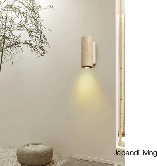 Bloesem. Japandi stijl. Wabi-Sabi. 2 van Alie Ekkelenkamp op canvas