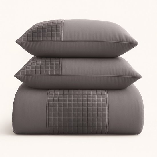 Dekbedovertrek Velvet Border - Taupe - Luxe Comfort - Stijlvol - Zachte stof - Inclusief Kussenslopen - Duurzaam materiaal- tweepersoons- 200x200/220 cm - inclusief 2 kussenslopen - 30 dagen proefslapen