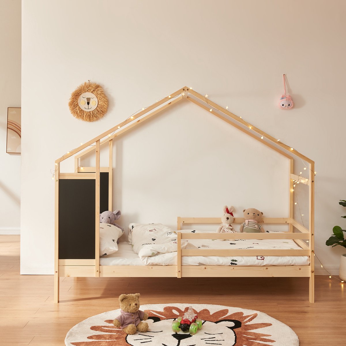 en.casa Kinderbed Lorenskog huisbed met matras 200x90 cm naturel [en.casa]