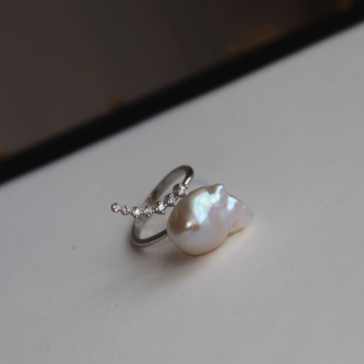 Sparkling Mermaid Barok Parel Ring – Verstelbaar