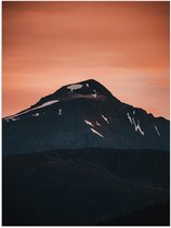 Poster Glanzend – Bergen - Bomen - Sneeuw - Oranje - Bergtop - 60x80 cm Foto op Posterpapier met Glanzende Afwerking