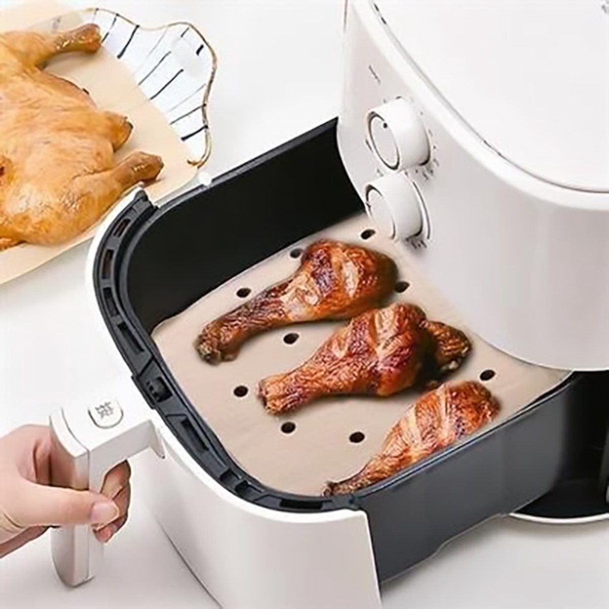 Papier de cuisson Airfryer - 100 pièces jetables pour friteuse à Air ,  modèle perforé