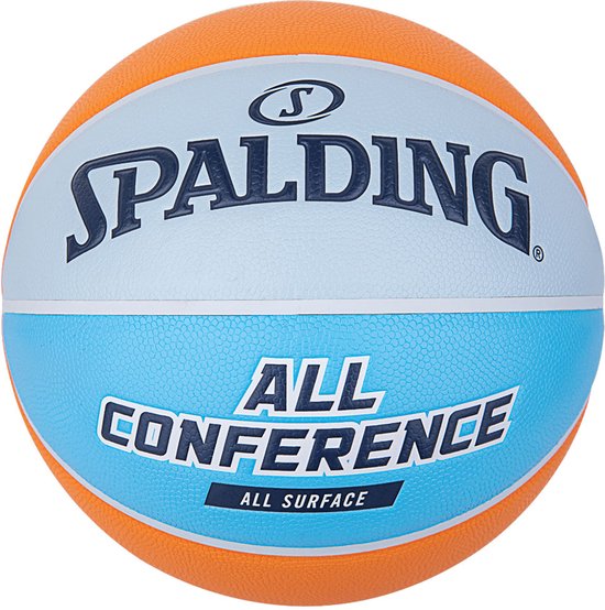 Oranje Spalding basketbal met lichtblauwe en blauwe vlakken. Tekst: SPALDING ALL CONFERENCE ALL SURFACE.