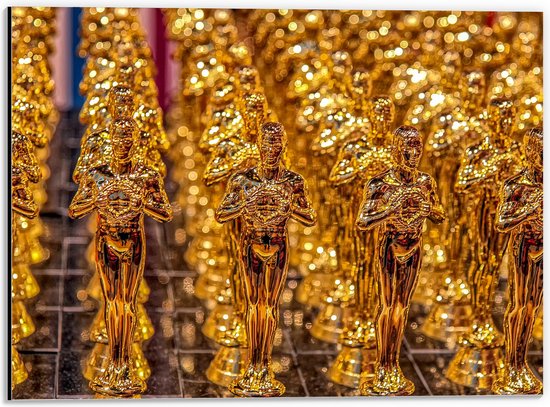 Dibond - Rijen Gouden Oscars Prijzen - 40x30 cm Foto op Aluminium (Met Ophangsysteem)