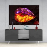 Glasschilderij - Gloeiende Lippen - Vrouwelijk - Wanddecoratie - Schilderij op glas - 110x70 cm
