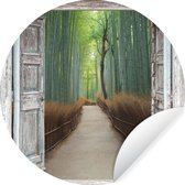WallCircle - Muurstickers - Behangcirkel - Bamboe - Japan - Doorkijk - Bos - 50x50 cm - Muurcirkel - Zelfklevend - Ronde Behangsticker