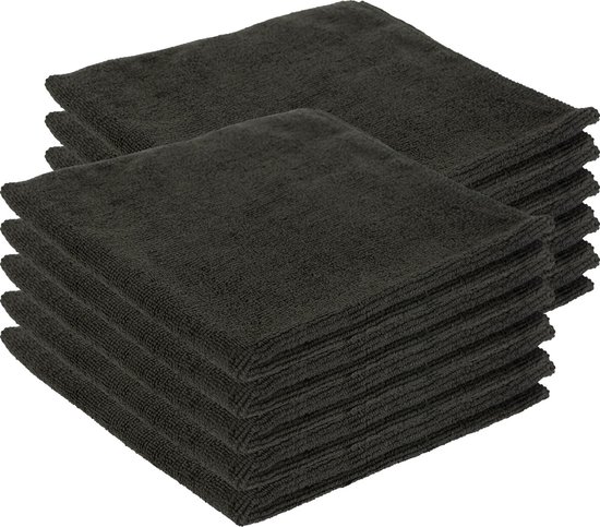 Pile de dix chiffons en microfibre noirs, 40 x 40 cm.