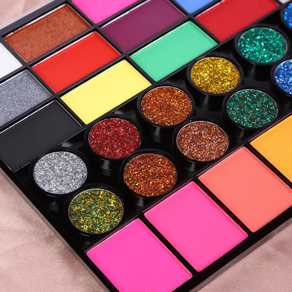 Schminkset Kinderen -42 kleuren & 2 penselen - veiligheidscertificering- Make up Kinderen - Grime Schmink palet - Kinderschmink Grimeren — afbeelding 2