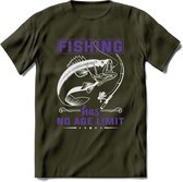 Fishing Has No Age Limit - Vissen T-Shirt | Paars | Grappig Verjaardag Vis Hobby Cadeau Shirt | Dames - Heren - Unisex | Tshirt Hengelsport Kleding Kado - Leger Groen - XXL