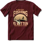 A Bad Day Fishing - Vissen T-Shirt | Beige | Grappig Verjaardag Vis Hobby Cadeau Shirt | Dames - Heren - Unisex | Tshirt Hengelsport Kleding Kado - Burgundy - L