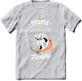 Cool People Do Fishing - Vissen T-Shirt | Oranje | Grappig Verjaardag Vis Hobby Cadeau Shirt | Dames - Heren - Unisex | Tshirt Hengelsport Kleding Kado - Licht Grijs - Gemaleerd -