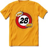 28 Jaar Hoera Verkeersbord T-Shirt | Grappig Verjaardag Cadeau | Dames - Heren | - Geel - L