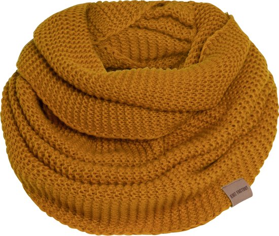Knit Factory Jamie Gebreide Colsjaal - Ronde Sjaal - Nekwarmer - Wollen Sjaal - Gele colsjaal - Dames sjaal - Heren sjaal - Unisex - Oker - One Size