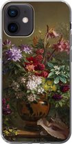 Geschikt voor iPhone 12 hoesje - Stilleven met bloemen in een Griekse vaas - Oude meesters - Kunst - Siliconen Telefoonhoesje