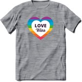 Love Wins | Pride T-Shirt | Grappig LHBTIQ+ / LGBTQ / Gay / Homo / Lesbi Cadeau Shirt | Dames - Heren - Unisex | Tshirt Kleding Kado | - Donker Grijs - Gemaleerd - M