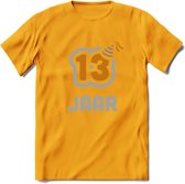13 Jaar Feest T-Shirt | Goud - Zilver | Grappig Verjaardag Cadeau Shirt | Dames - Heren - Unisex | Tshirt Kleding Kado | - Geel - XL