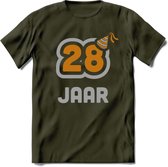 28 Jaar Feest T-Shirt | Goud - Zilver | Grappig Verjaardag Cadeau Shirt | Dames - Heren - Unisex | Tshirt Kleding Kado | - Leger Groen - M