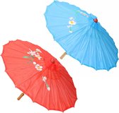 Set van 2x stuks Aziatische/Chinese decoratie paraplus lichtblauw en rood dia 80 cm