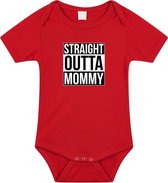 Straight outta mommy cadeau romper rood voor babys - Moederdag / mama kado / geboorte / kraamcadeau - cadeau voor aanstaande moeder 56 (1-2 maanden)